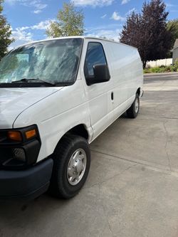 2012 ford E350