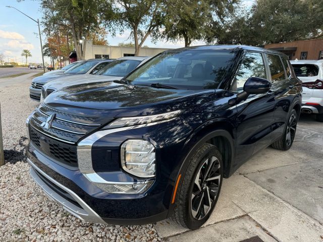 2024 Mitsubishi Outlander