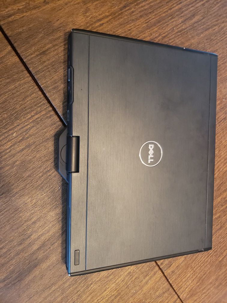 Dell XT Flip Screen Computer With Power Cable