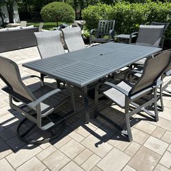 Patio Dining Table and Chairs 