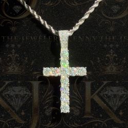 VVS Moissanite Cross Pendant 💎 (925 Silver / White or Yellow Gold)