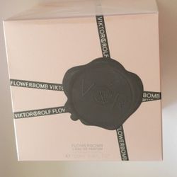 VIKTOR&ROLF  FLOWER BOMB EAU DE PARFUM