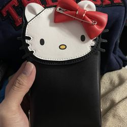HELLO KITTY PUNK CROSSBODY BAG