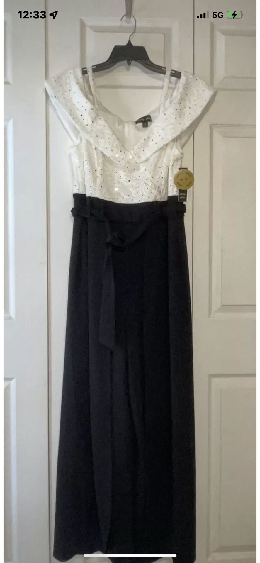 NWT Shelby Nites women black Droop Shoulder jumpsuit size 14 White Glitter Top