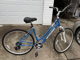 Schwinn Fremont Women’s Bike