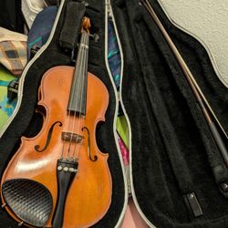 Used 3/4 Violin In Good Condition