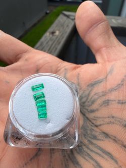 Natural Colombian Emerald Set 0.45 Ct – 5 Loose Faceted Emeralds – Green Gemstones