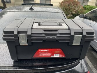 Husky Tool Box 26in