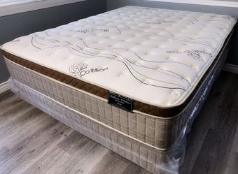 King Organic Cloud Edition Europillow Top 12inch Mattress!!