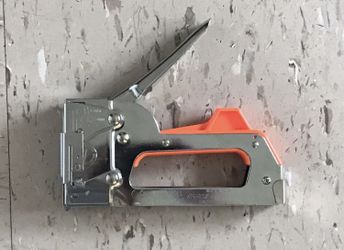 Staple Gun