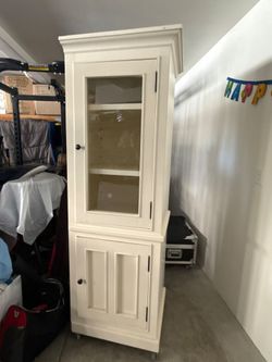 Mueble con ruedas