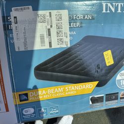 Queen air mattress