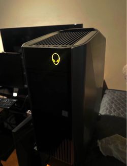 Alienware r6 desktop with asus monitor