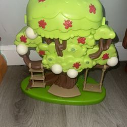 Bluey Tree house