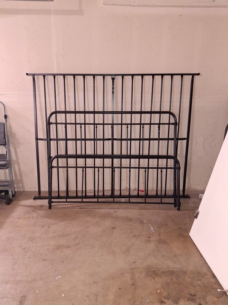 Bed Frame (Queen)