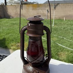 Vintage Dietz Railroad Lantern Red Fitzall Loc-Nob Globe NY USA Kerosene Lamp