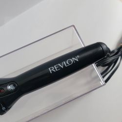 Revlon 1/2 Inch Curling Iron 