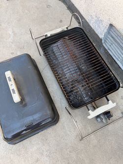 Weber Portable Tabletop Gas Grill