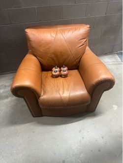 Wellington Leather Couch Loveseat Chair