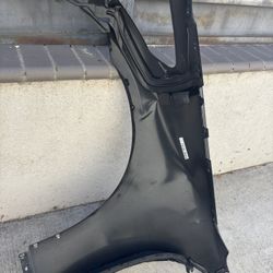 Infinity G37 Sedan Right Front Fender