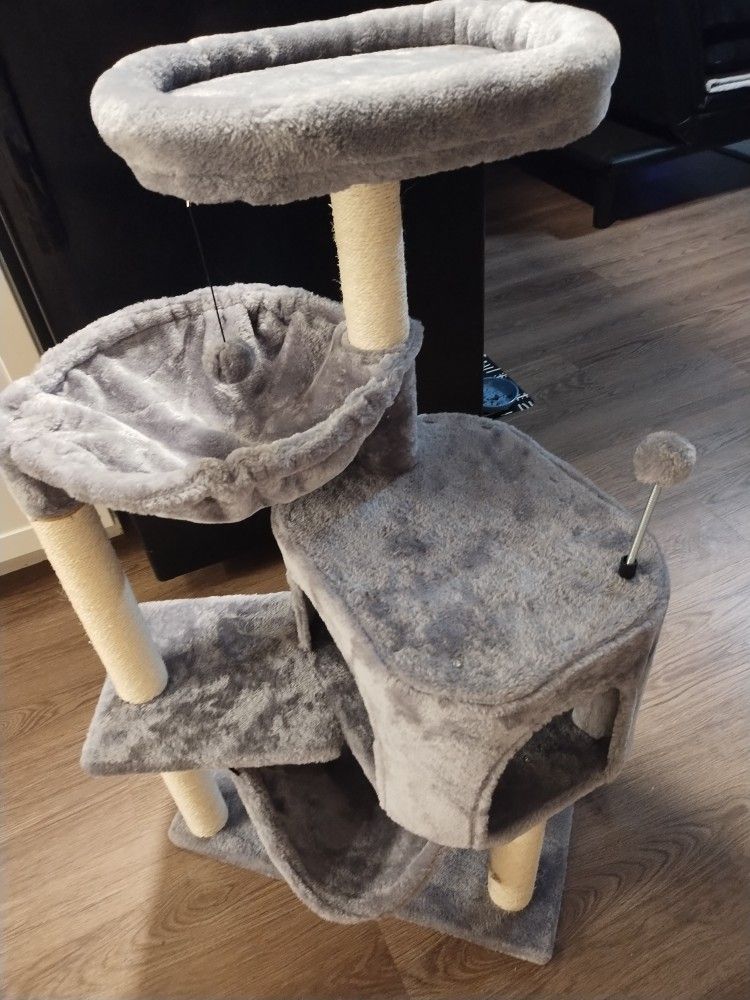 Indoor Plush Gray Cat Tree