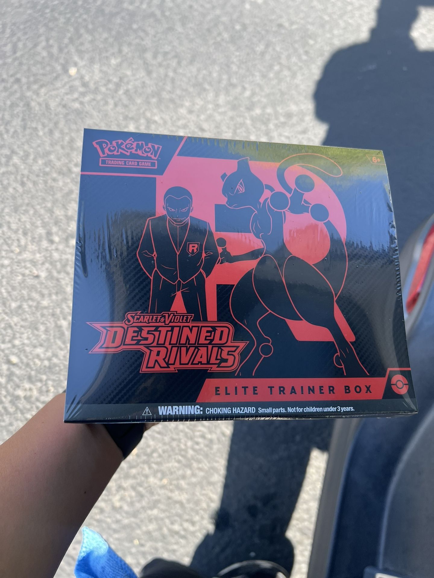 Destined Rivals ETB Box