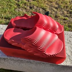 Auracles Red King of Hearts NAMI Slides Chris Brown