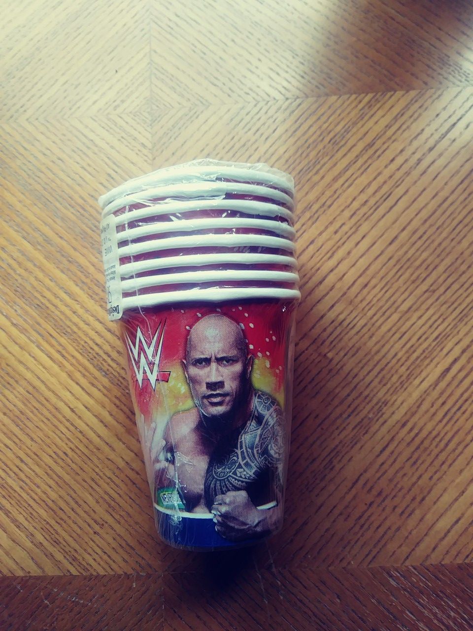 WWE Wrestling Birthday Party Supplies.8 Cups Hot or Cold The Rock 2014