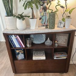 Bookshelf - Pick Up Today or Tomorrow
