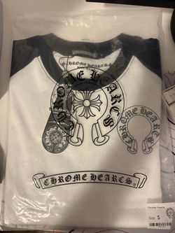 CH long sleeve T-shirt size small men’s runs big Read description👇
