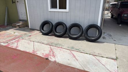 215/ 65/17/ Bridgestone Wheatherpeak All season