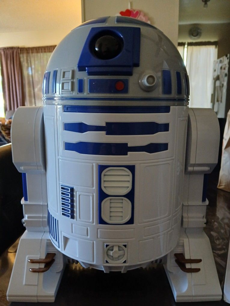 R2D2 Deluxe Popcorn Maker