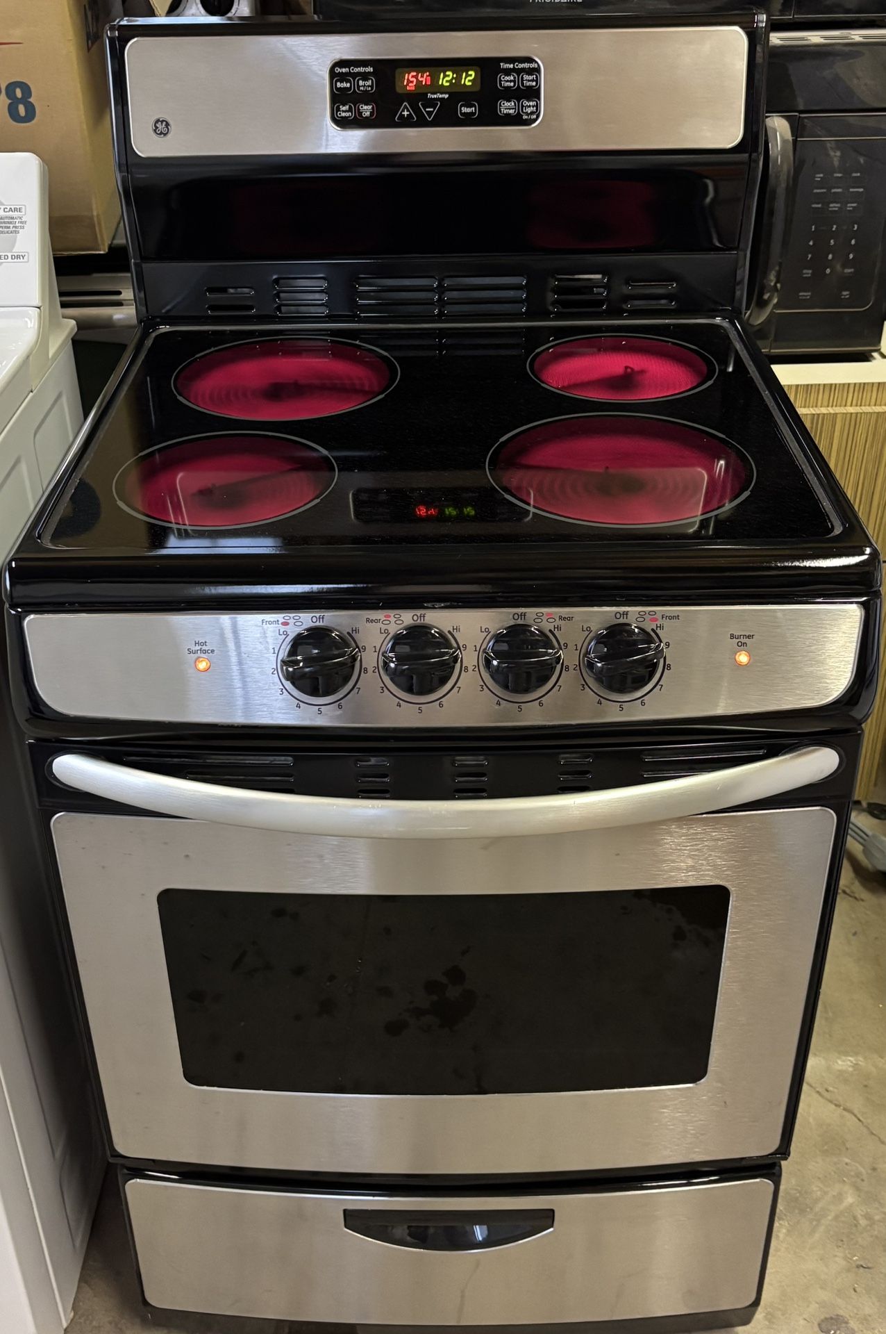 24” Electric Stove 220 v