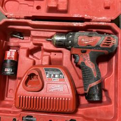 Milwaukee M12 2407-20 Cordless Drill/Driver - Red