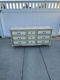 Vintage French Provincial Dresser and Nightstand Set