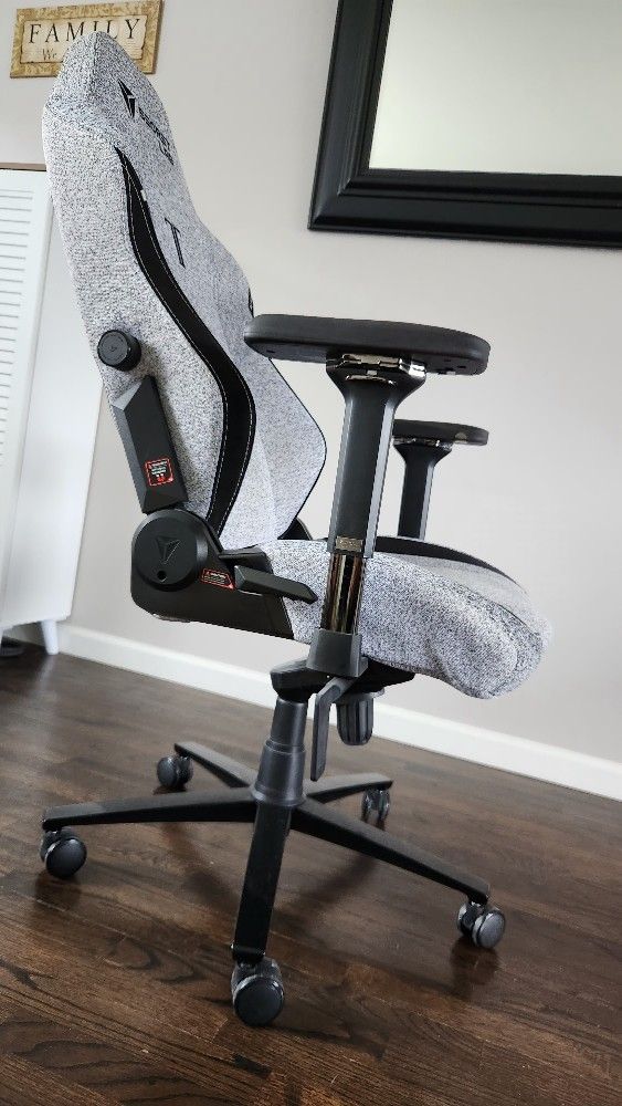 Secretlab titan evo chair