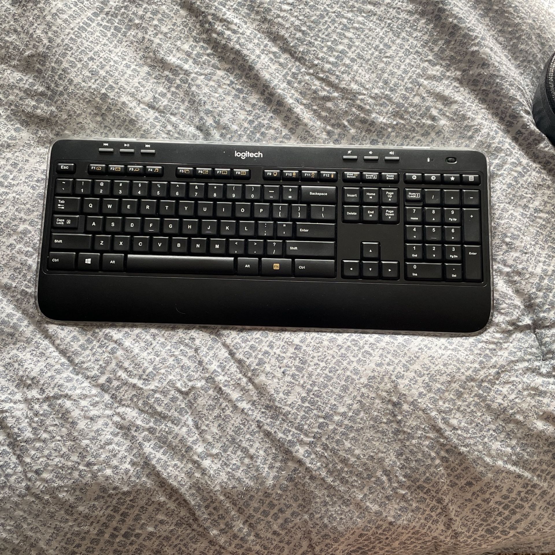 Logitech Wireless Keyboard