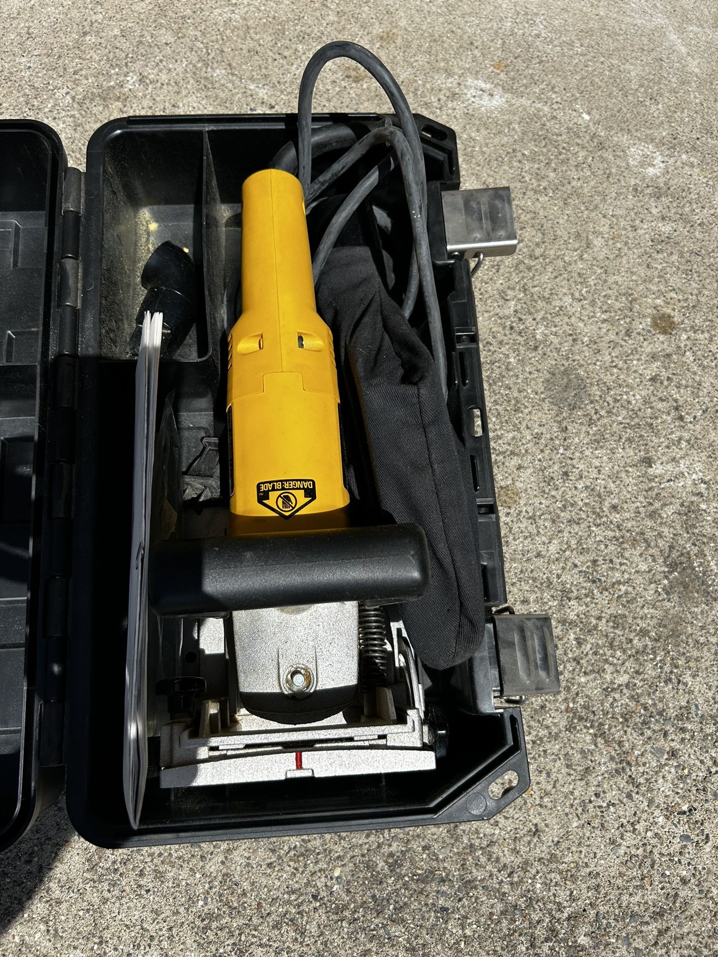 Router Tool Dewalt
