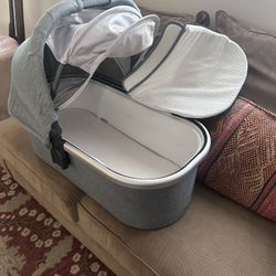 UPPAbaby Bassinet – Blue Melange (Excellent Condition)