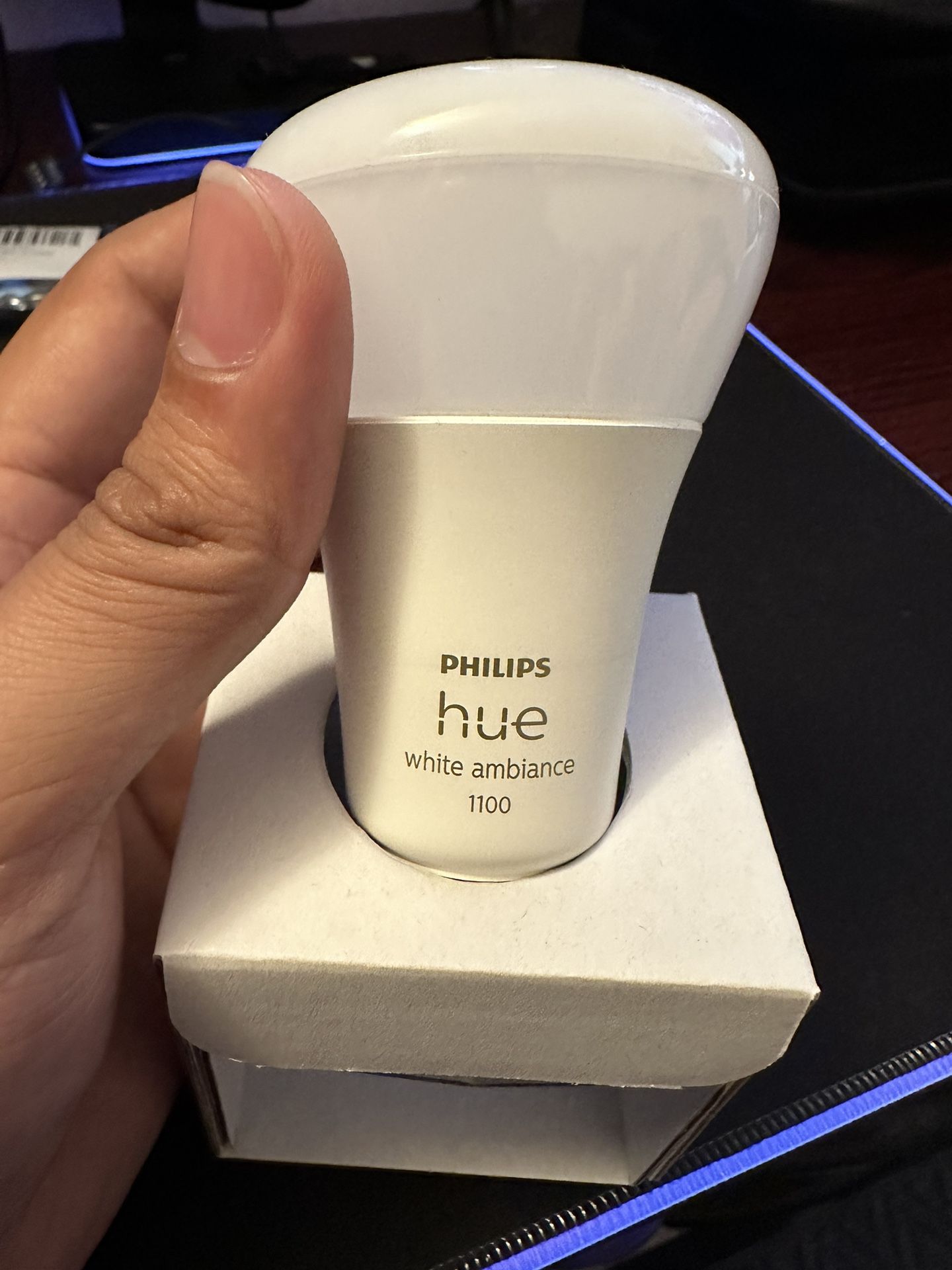 Philips Hue (White Ambience 1100 Lumens)