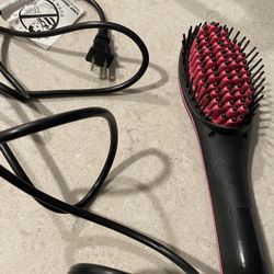 Hair Straightner Brush Like New Used 2-3 Times
