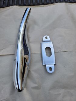 1935, 1936 Chevrolet Rear Center Trunk Guard. Rear Center Bumper Guard, Chrome Guard.