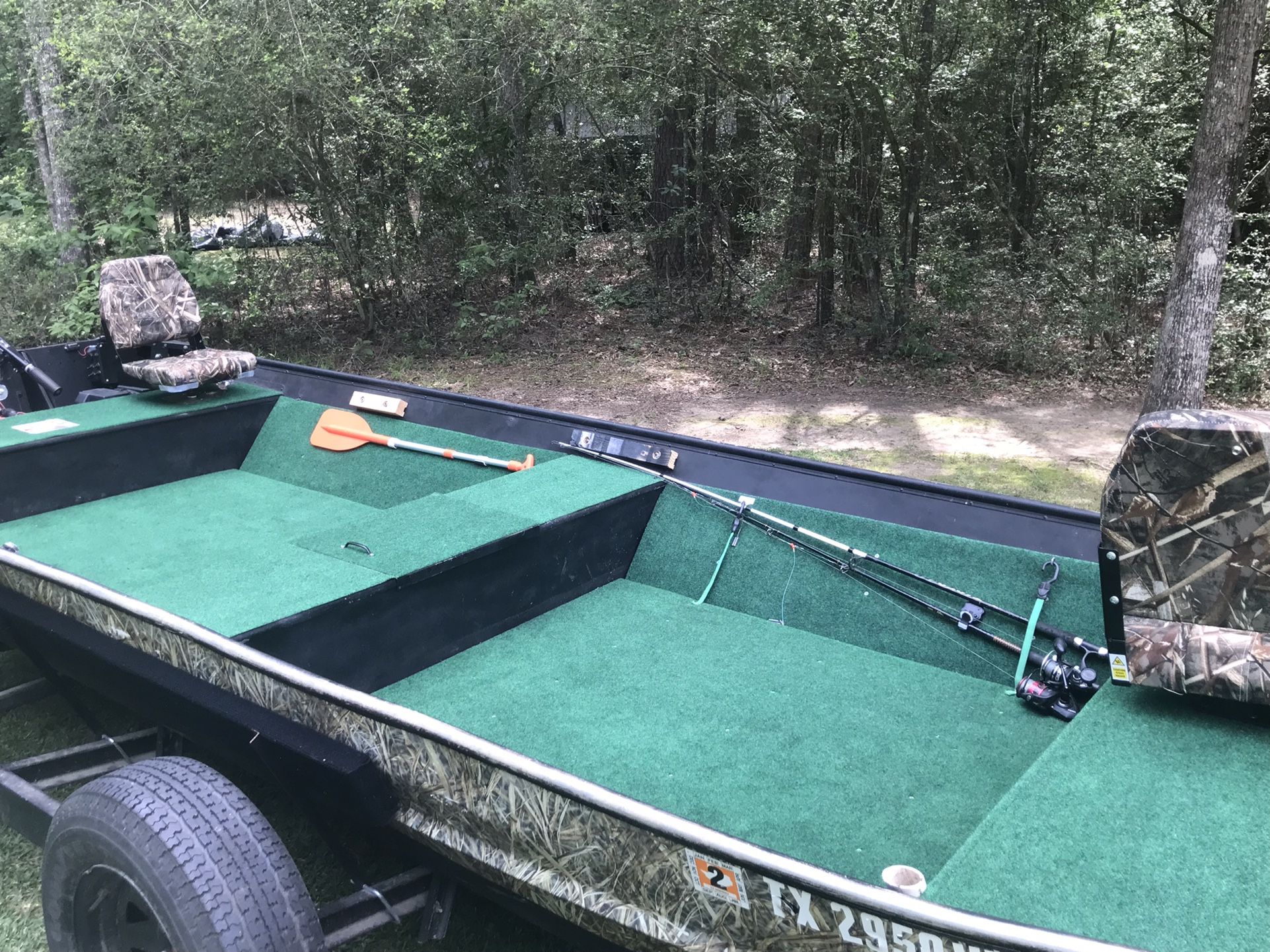 18ft Monark Aluminum Boat 30HP Mercury 4 Stroke Outboard for Sale in