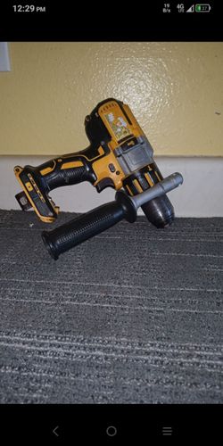 DeWalt 20V max XR lithium ion cordless brushless 3 speed hammer drill in excellent working condition
