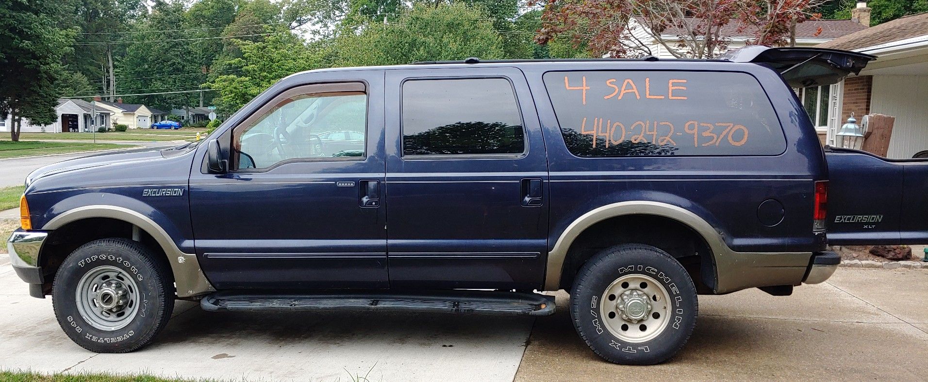 2000 Ford 4WD Excursion 130k miles