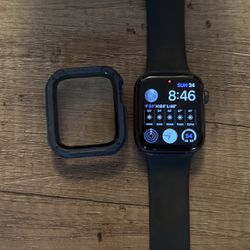 Apple Watch Series 6 44mm Black Otter Box Included