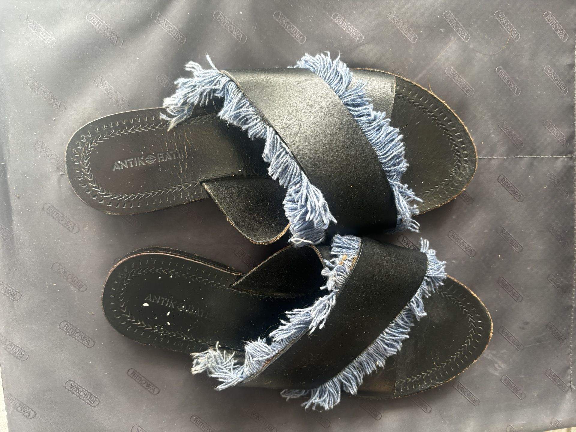 Anthropologie Antik Batik Sandals Fringe flats crisscross tweed distressed shoes
