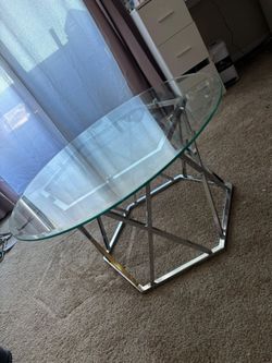 Living room center table