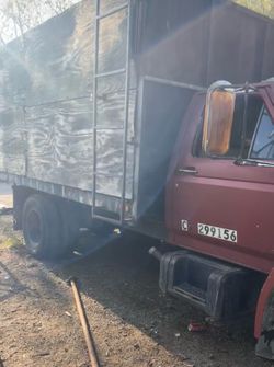 1983 Ford F-600