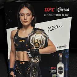 Alexa Grasso Autograph 8x11 UFC PHOTO Signed